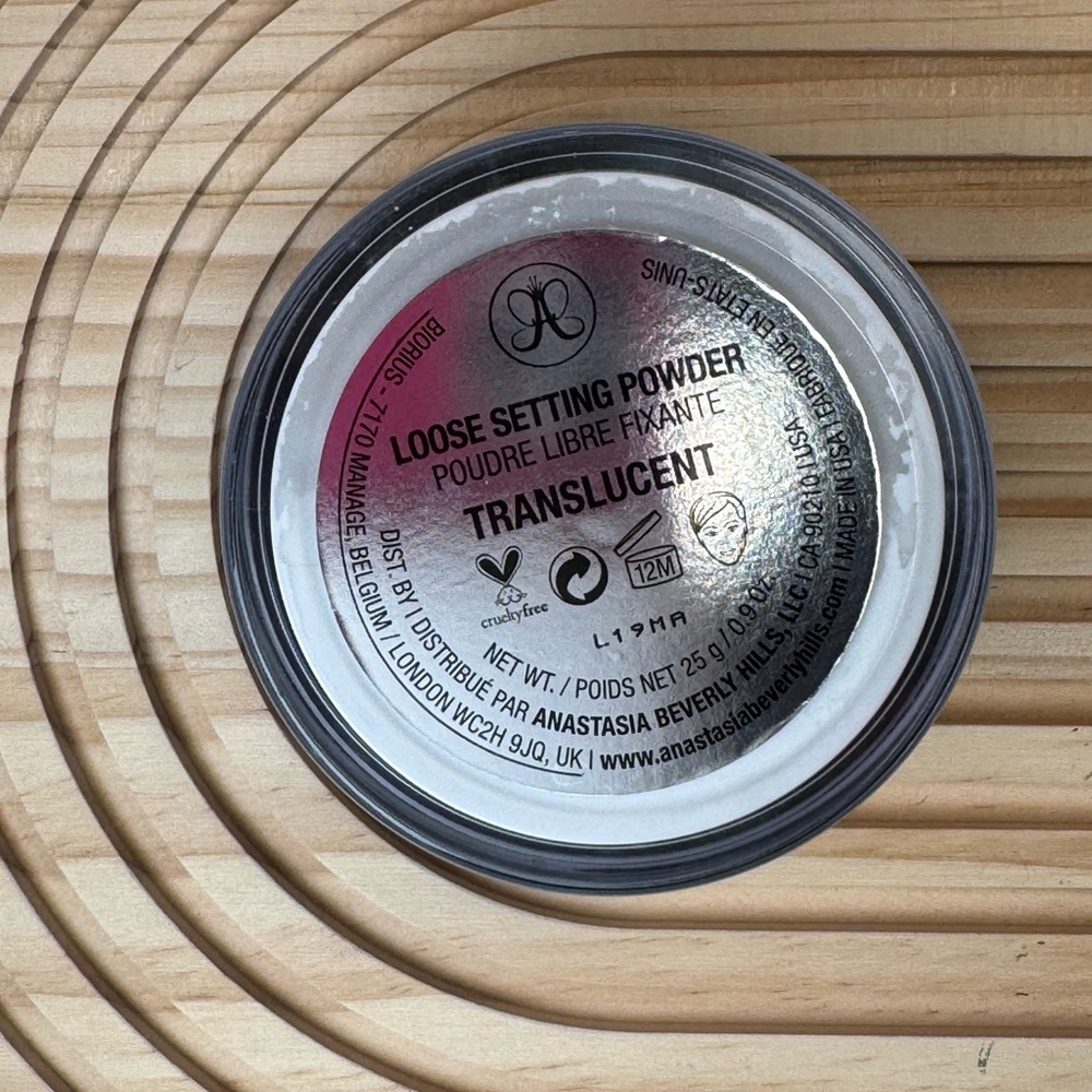 ABH Loose Setting Powder - Translucent - Picture 2 of 3